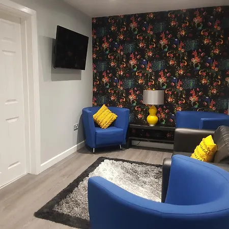 Saphire Glasgow Apartments Giffnock Exterior photo