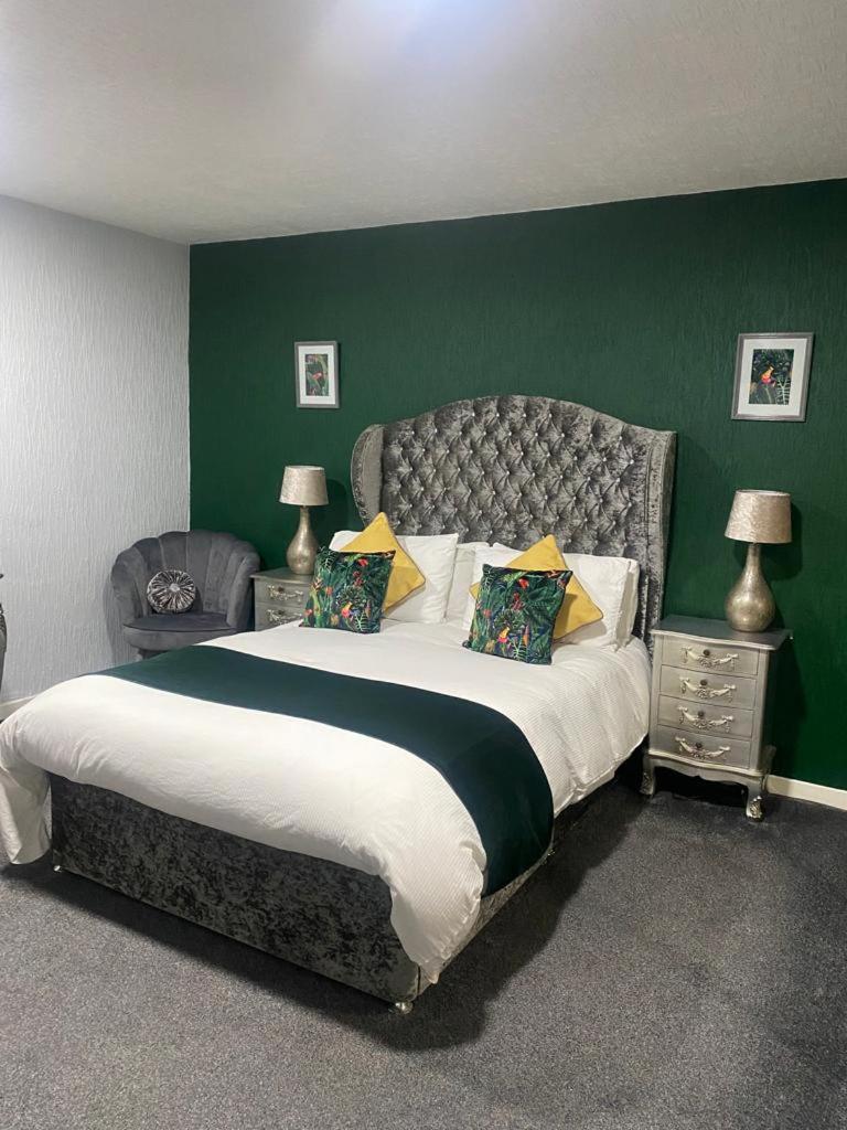 Saphire Glasgow *
